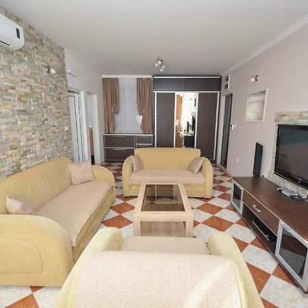 Ferienwohnung Fuer 4 Personen Ca 55 M In Budva, Adriakueste Montenegro Kueste Um Budva Exteriör bild