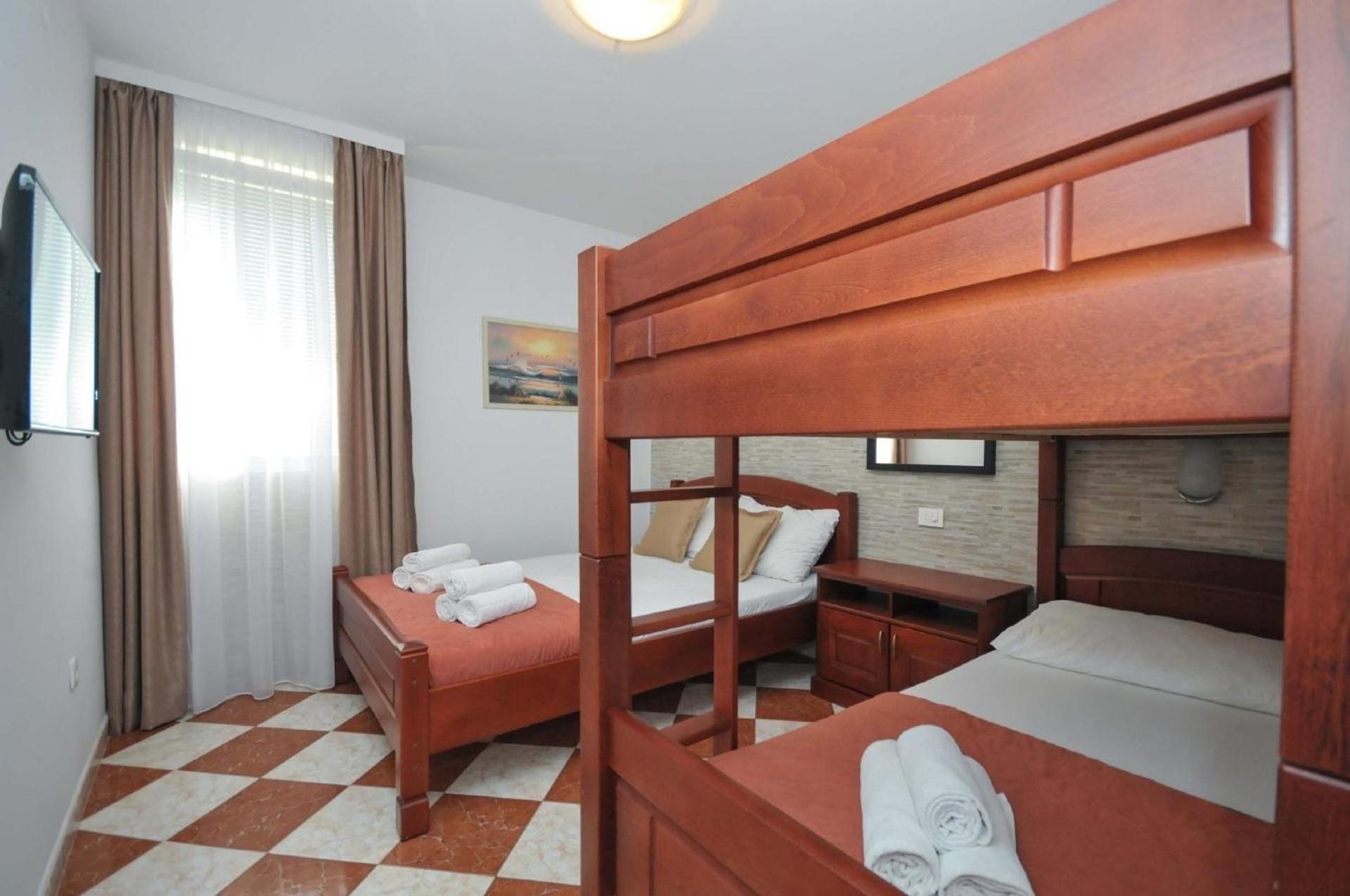 Ferienwohnung Fuer 4 Personen Ca 55 M In Budva, Adriakueste Montenegro Kueste Um Budva Exteriör bild